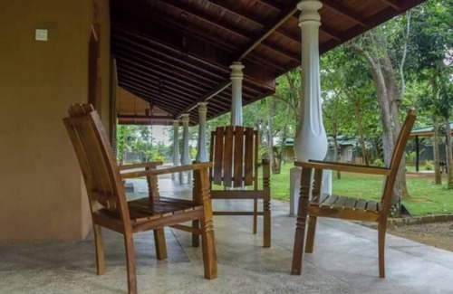 Thanamalvila Villa | Kirindioya Village