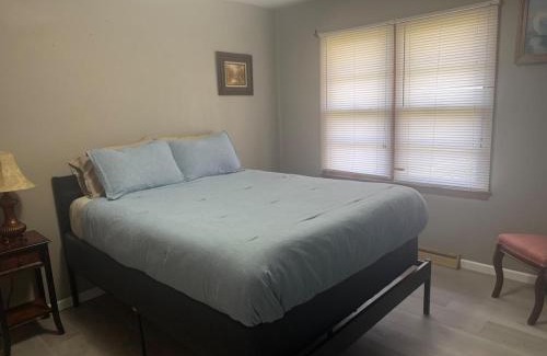 Kirksville House | Kirksville Guest House Pet Friendly