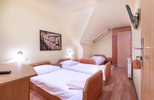 Dunaharaszti Bed & Breakfast | Kisduna Étterem-Panzió