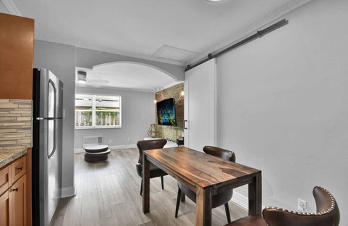 River Oaks Apartment | Kismet Harbor A Charming Luxury Hideaway
