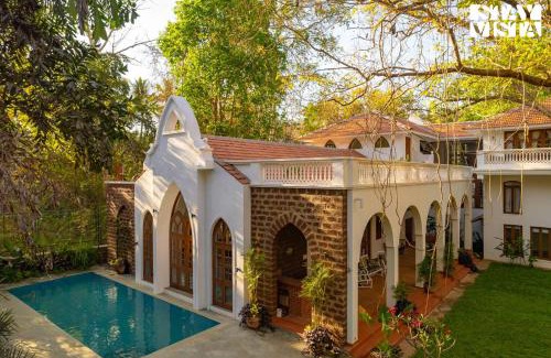 Moira Villa | Kismet Villa- Comp Breakfast with Pvt Lawn & Pool by StayVista