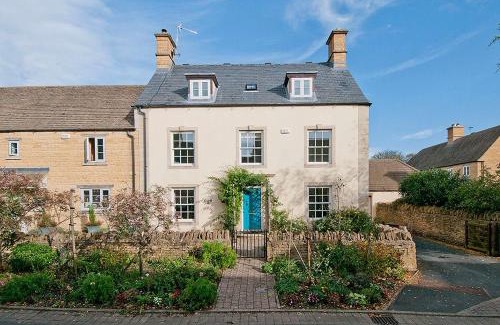 Ebrington House | Kissing Gate Cottage