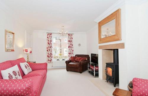 Ebrington House | Kissing Gate Cottage
