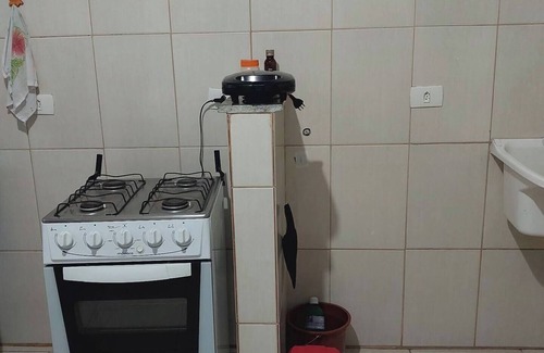 Maringa Apartment | Kit net 07 Camila space 1 double bed 2 singles.