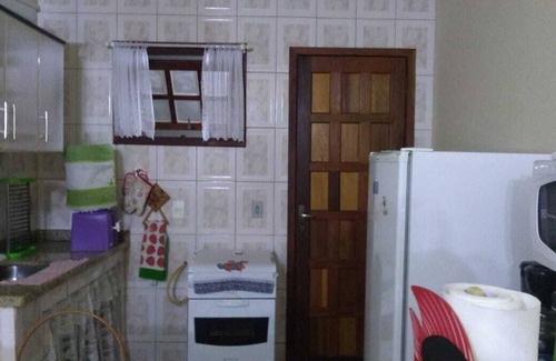Praia dos Anjos Apartment | Kitnete Located in the center of Arraial do Cabo Aptos for 6 adults