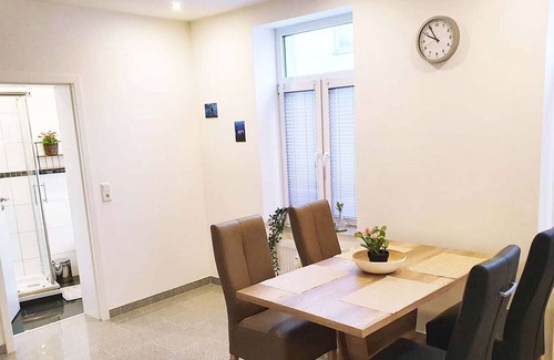 Kleve Apartment | KL02 workers apartment with free WiFi and a washing machine