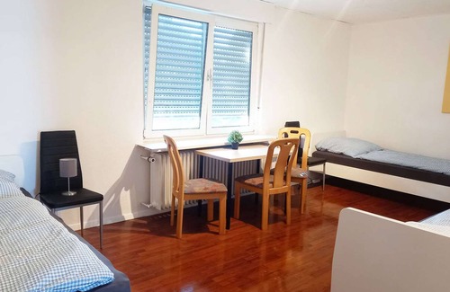 Kleve Apartment | KL13 Work & Stay Apartment Kleve with free W-LAN & TV