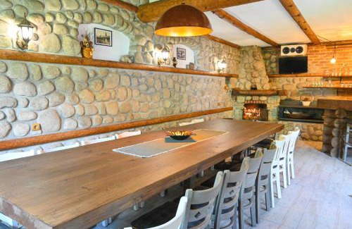 Kvartal Noviya Grad House | Klecherova House
