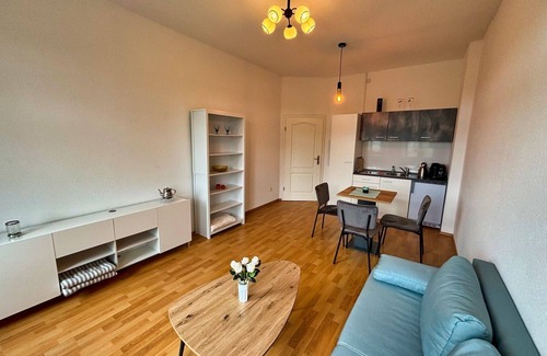Goerlitz Apartment | Kleine Feine Wohnung mit Balkon