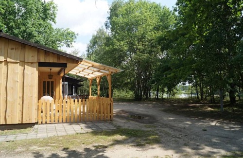 Waldhufen House | Kleine Freiheit Nummer 1
