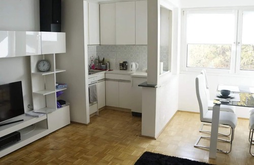 Parsch Condo | Kleine Zentrale Stadtwohnung