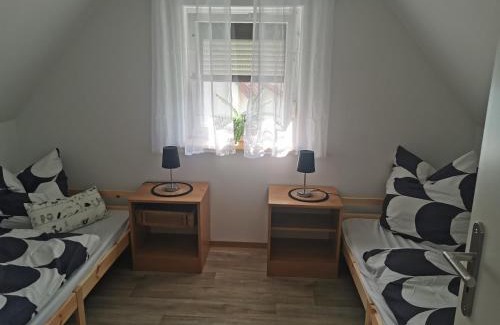 Schmira Apartment | Kleines Landhaus in Erfurt bei der Messe