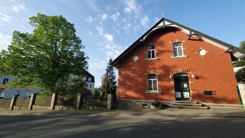 Treuen Apartment | Klinkerhaus Treuen
