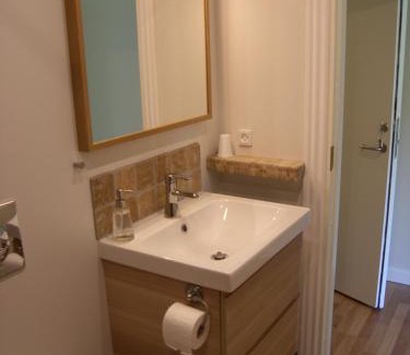 Borre Bed & Breakfast | Klintholm B & B Bistro