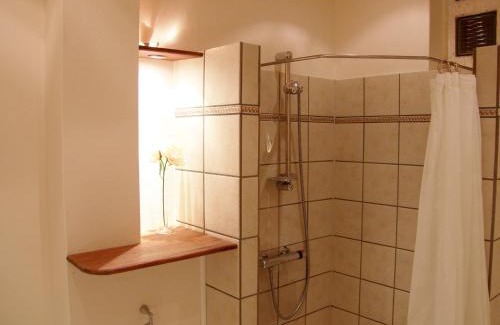 Borre Bed & Breakfast | Klintholm B & B Bistro
