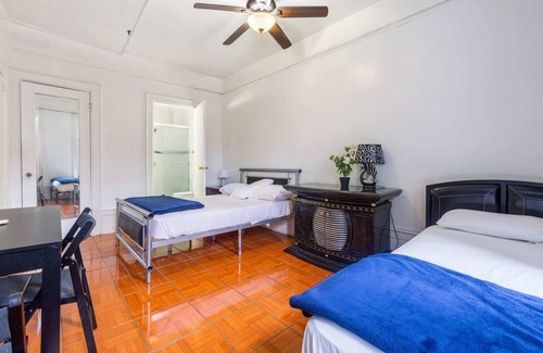 Crown Heights House | KLO Room #3 With Private Bathroom