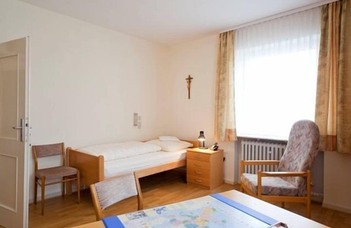 Esthal Hotel | Kloster St Maria