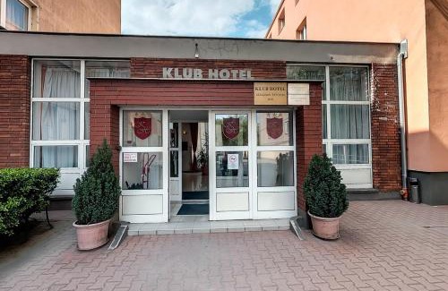 Dunaujvaros Hotel | Klub Hotel