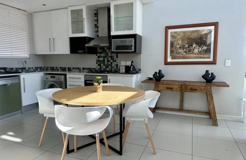 Greater Johannesburg Metropolitan Area Apartment | KMG Apartments - The Apex