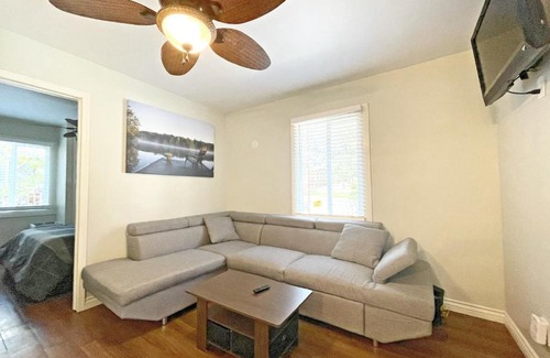 Crestline House | Knapps The Spot