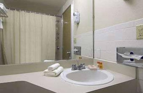 Liberty Hotel | Knights Inn Liberty