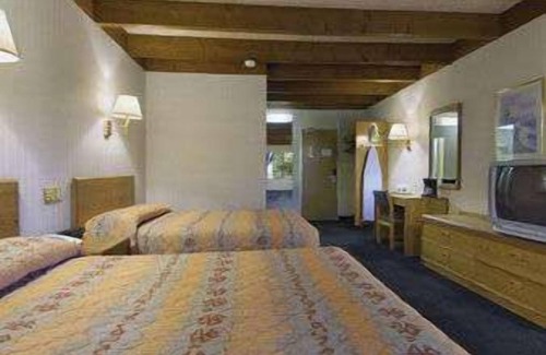 Liberty Hotel | Knights Inn Liberty