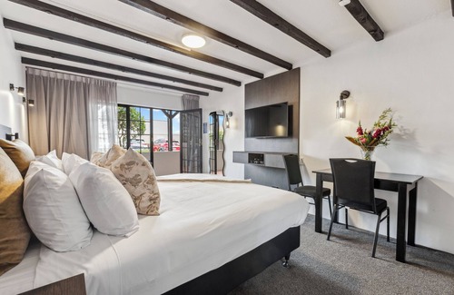 Greenlane - Ellerslie Hotel | Knights Inn