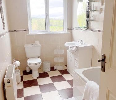 Aughrim Bed & Breakfast | Knockview