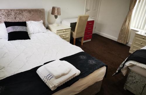Belle Vue House | KNUTSFORD House Holidays
