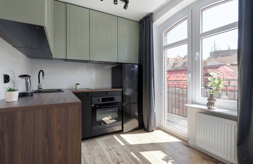 Katowice Apartment | Kościuszki 31B | Katowice | Stylish Apartment | Balcony | Pet Friendly | City Ce