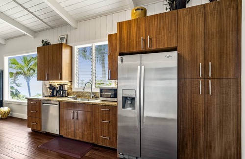 Kahaluu-Keauhou House | Koana Breeze-Breathtaking Sunset & Ocean Views, Hot Tub Living at its finest!