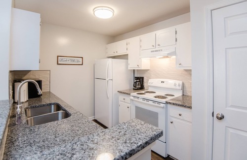 Havelock House | Kobe Cabana a Tastefully decorated duplex - Near MCAS Cherry Point – VERY CLEAN!