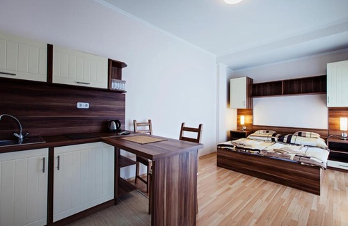 Mosonmagyarovar Apartment | Kocsis Apartman és Camping