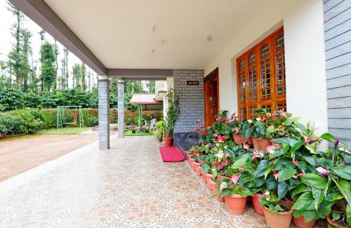 Mudigere Villa | Kodebailu Homestay - 3BH Full Villa, Home Food, Coffee Estate
