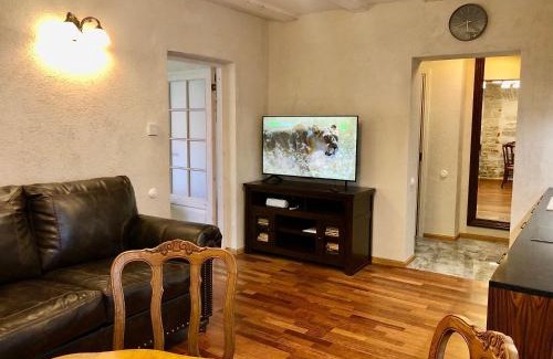 Kuressaare Apartment | Kohtu Apartment Cozy