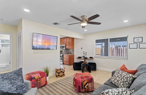 North Andrews Gardens House | Koko Chateau - 2 BRs/1 BA charming house with lots of private outdoor space.