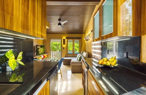 Venetian Road Settlement Hotel | Kokomo Botanical Resort - Caribbean Family Cottages