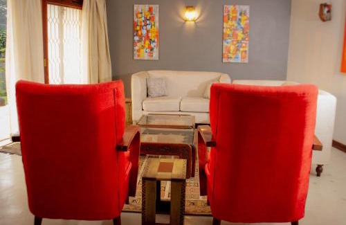 Central Kampala House | Kololo 3BR with Garden, 500m to Acacia Mall
