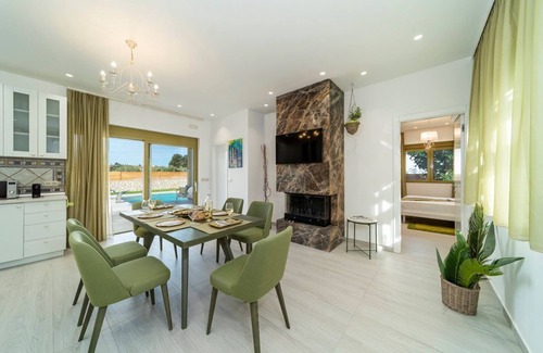 Kolymbia Villa | Kolympia Elia - Two Bedroom Villa, Sleeps 6
