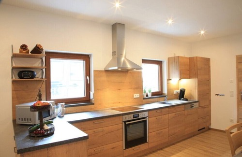 Saal an der Donau Apartment | Komfortable Ferienwohnung mit Drei Schlafzimmern