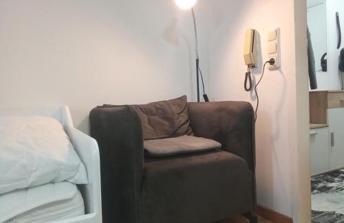 Attnang-Puchheim Apartment | Komplette schöne Wohnung In Seenähe Attersee und Traunsee Oberösterreich direkte Buchung möglich keine Freigabe erforderlich Raumüberlassung siehe Inserat 50 Eur Kaution bereits in Buchungsbetrag enthalten!