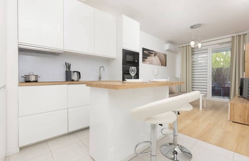 Mokotow Apartment | Komputerowa 8 | Air-conditioned flat | Parking
