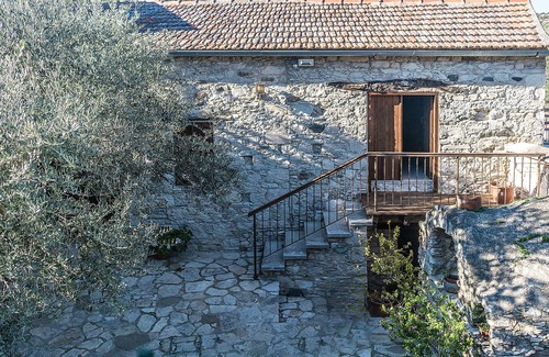 Agios Theodoros Apartment | Konatzi tou Flokka Apartments