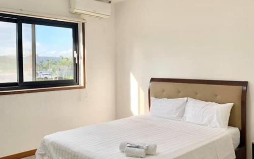 Clark Freeport Bed & Breakfast | Koregon Pool Villas