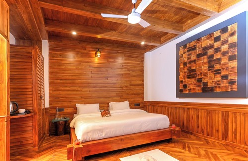 Solan Resort | Koro Treehouse Resort
