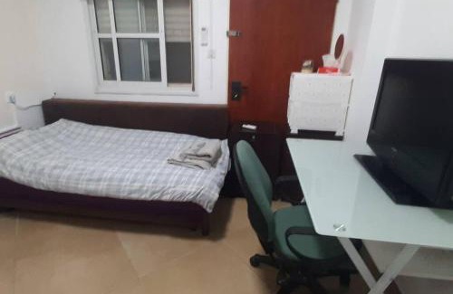 Mateh Yehuda Villa | Kosher 'Villa Rosa' Moshav Aderet, Ella Valley nr Bet Shemesh