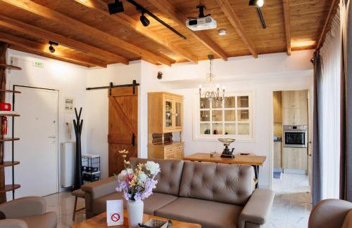Kozani Apartment | Kozani Central Nest - Homely Vibes