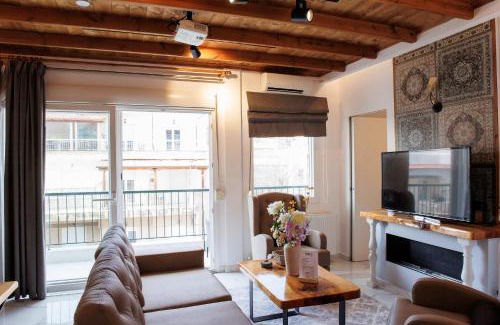 Kozani Apartment | Kozani Central Nest - Homely Vibes