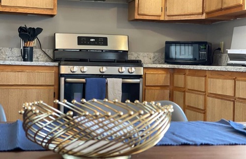 Winnsboro House | Kraken Cove (Hot tub)