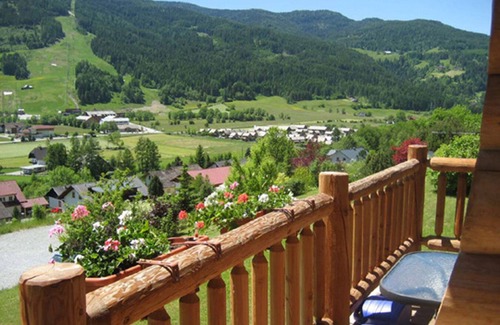 Sankt Georgen ob Murau House | Kreischberg Lodge with whirlpool and sauna